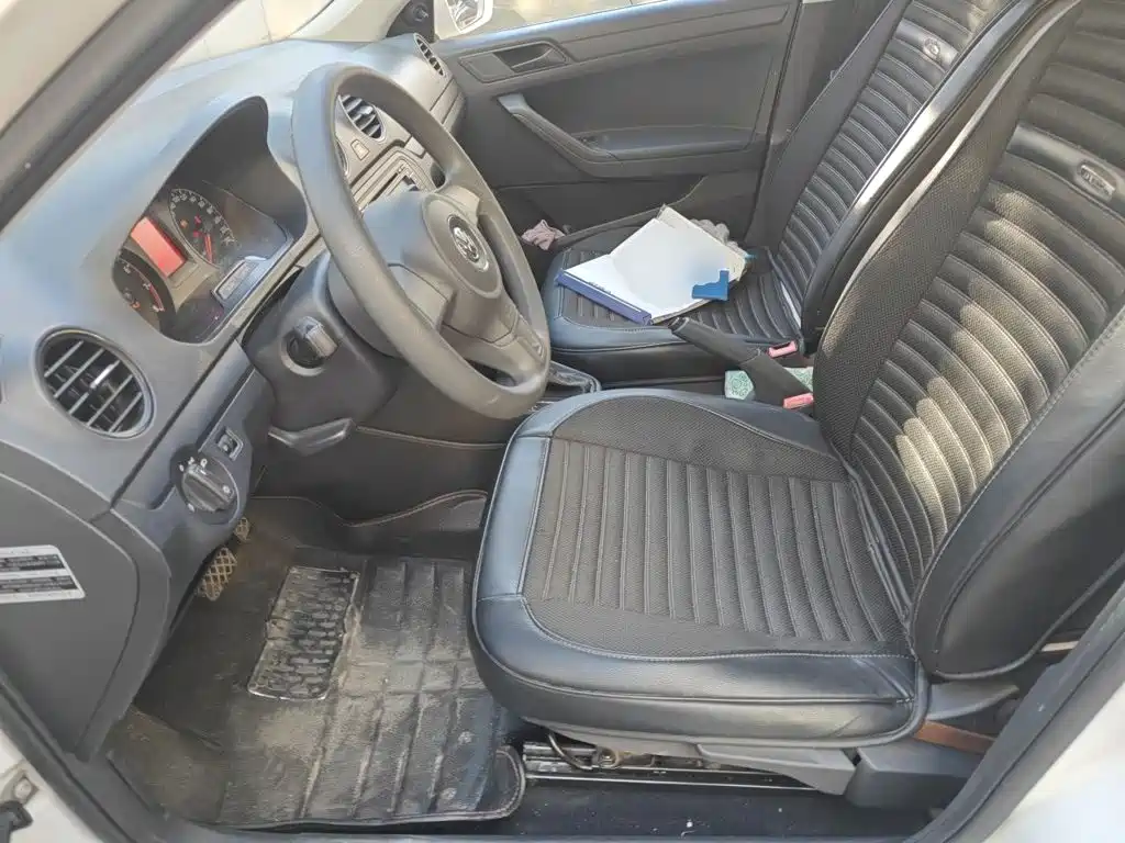 Volkswagen Jetta — миниатюра 11