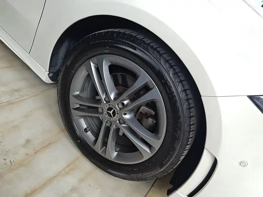 Mercedes-Benz A-Class — миниатюра 6