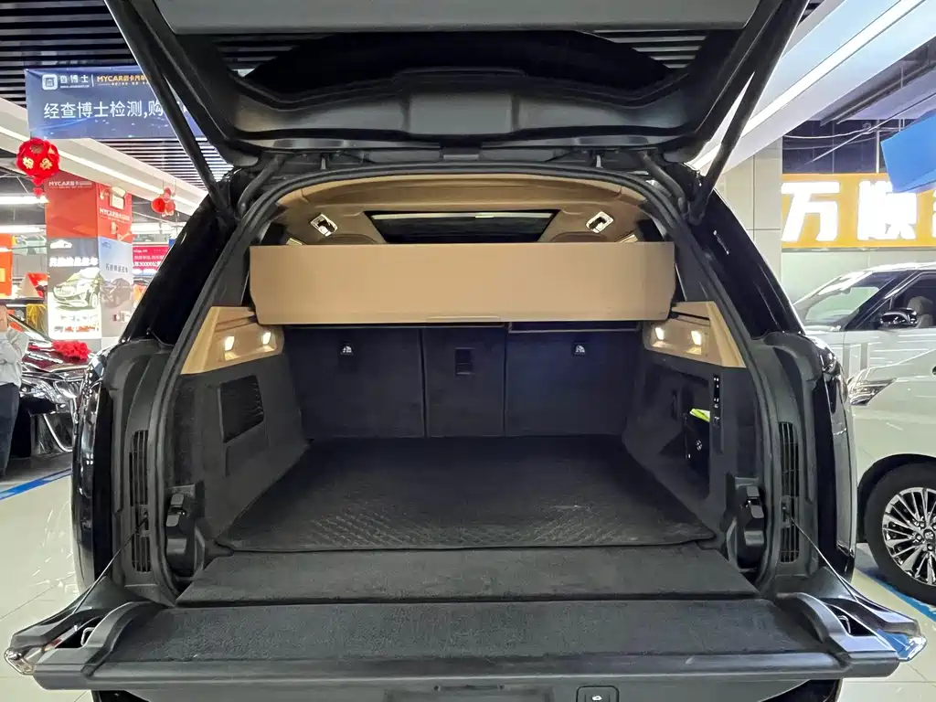 Land Rover Range Rover — миниатюра 9