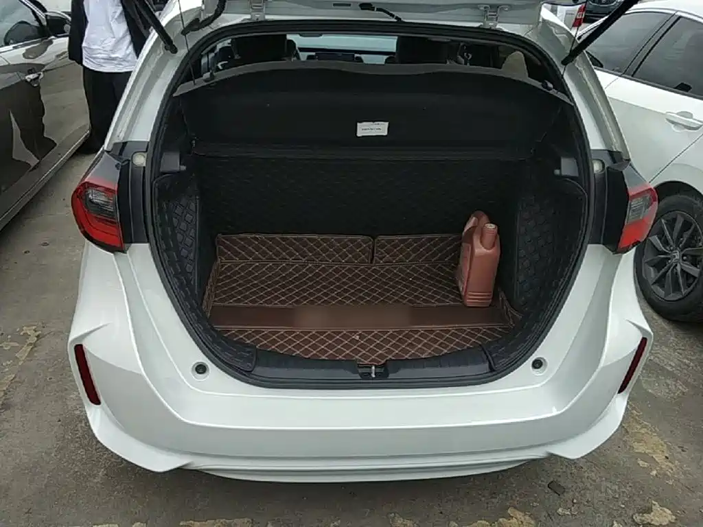 Honda Fit — миниатюра 19