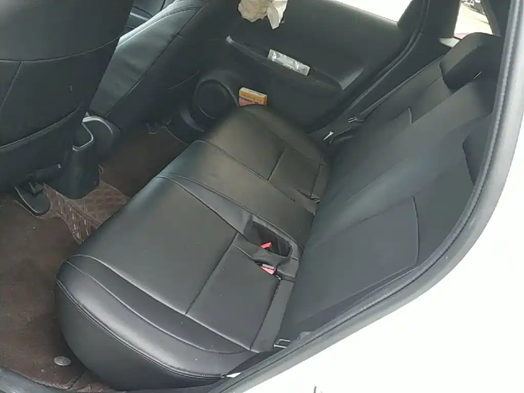 Honda Fit — миниатюра 17