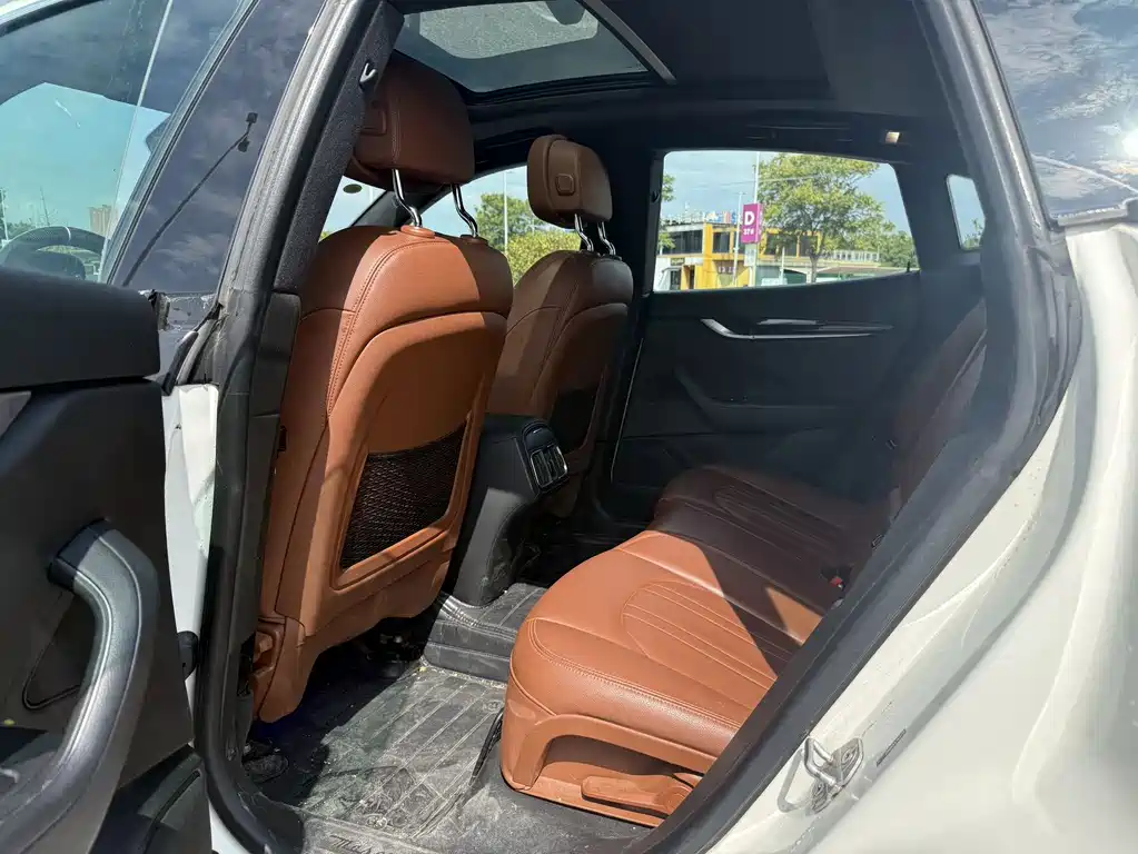Maserati Levante — миниатюра 11