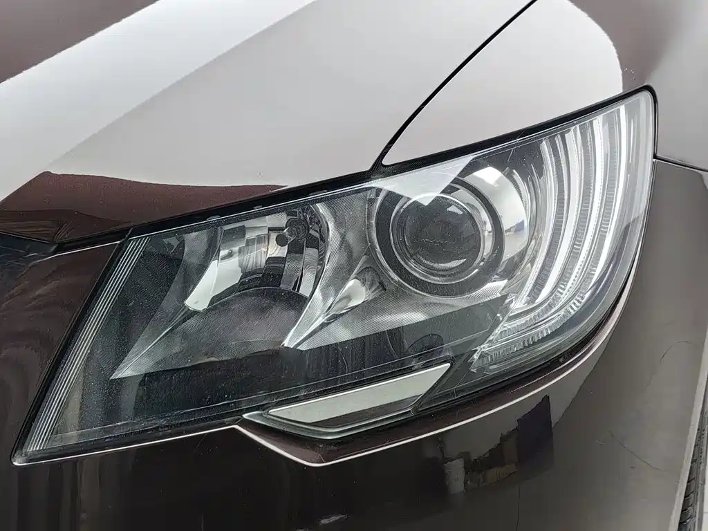 Skoda Superb — миниатюра 7