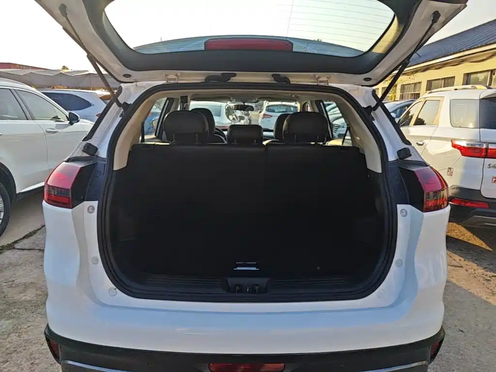 Geely Boyue — миниатюра 19