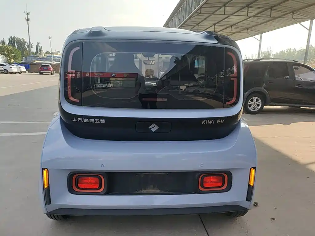 Baojun KiWi EV — миниатюра 6