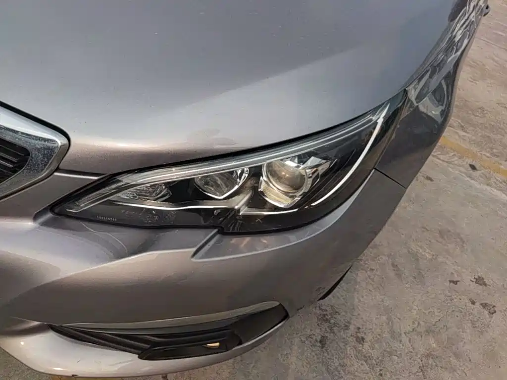 Peugeot 308 — миниатюра 24