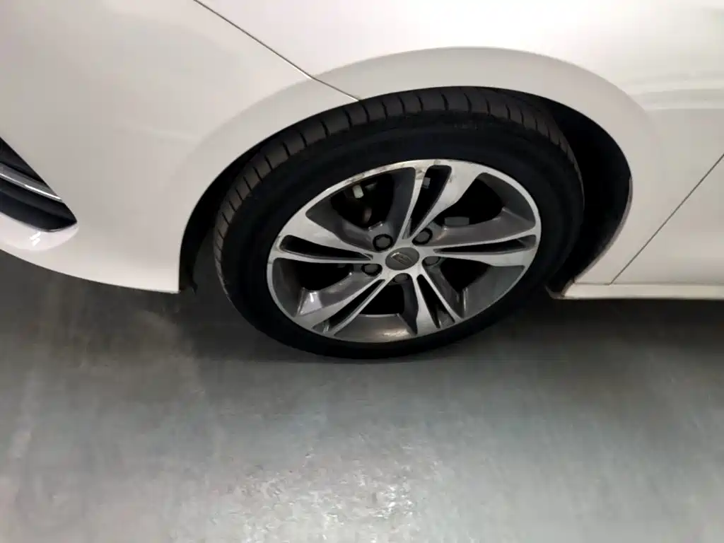 Geely Binrui — миниатюра 23