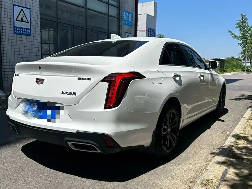 Cadillac CT4 — миниатюра 7