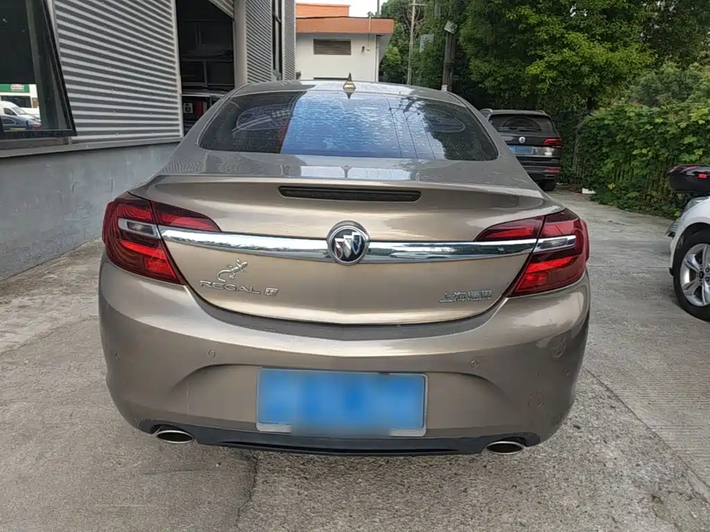 Buick Regal — миниатюра 6