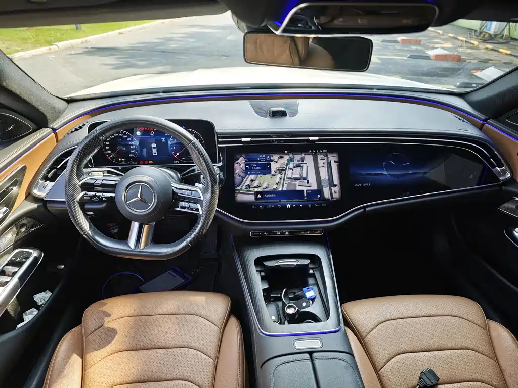 Mercedes-Benz E-Class — миниатюра 7