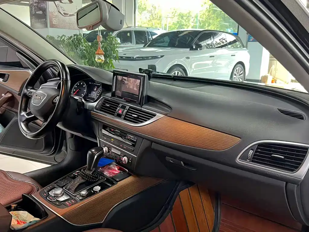 Audi A6L — миниатюра 17