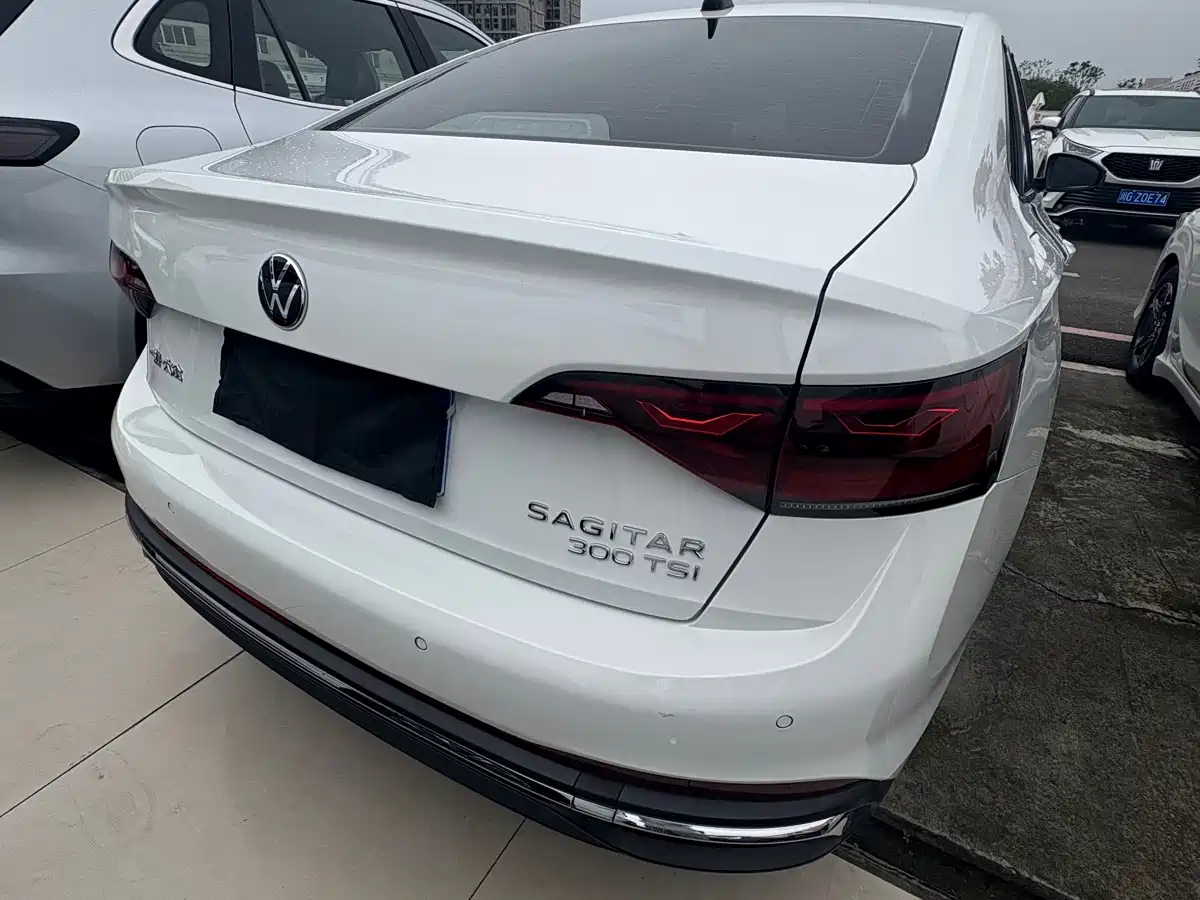 Volkswagen Sagitar 2024 Белый из Китая, фото 3