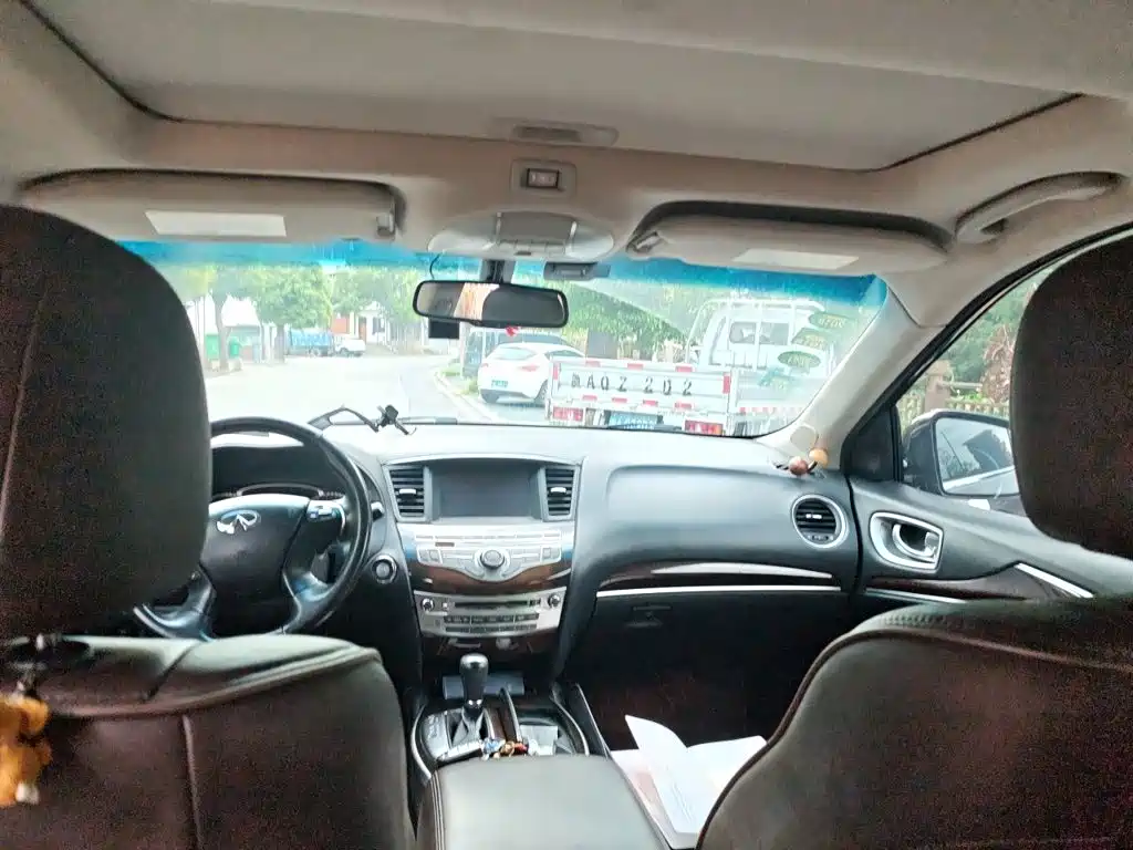 Infiniti QX60 (Import) — миниатюра 9
