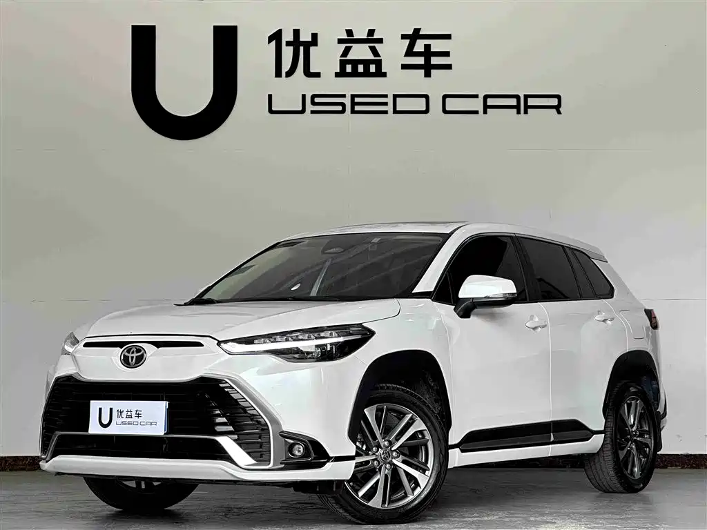 Toyota Frontlander 2024