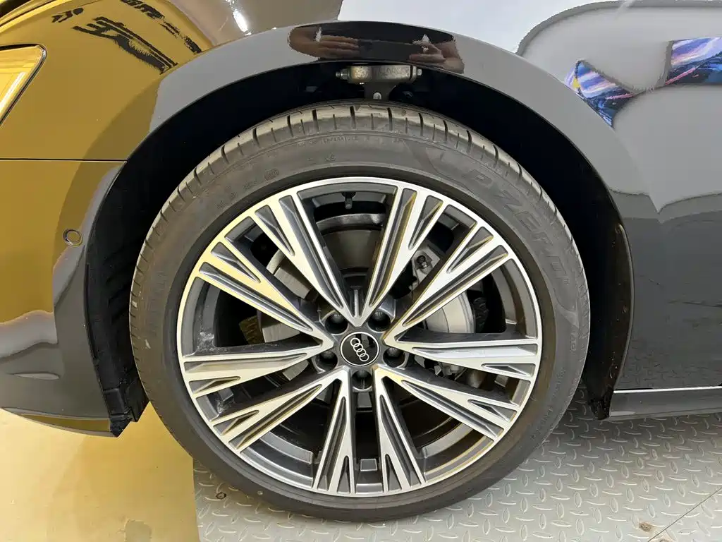 Audi A6L — миниатюра 7