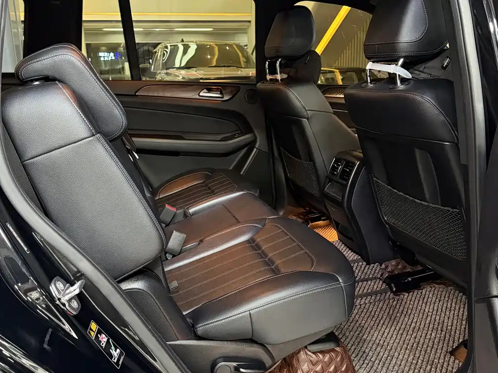 Mercedes-Benz GLS — миниатюра 30