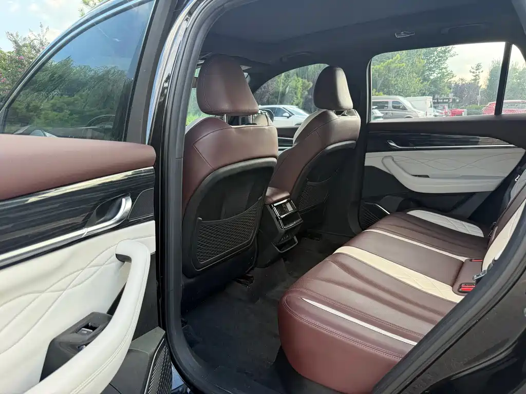 Geely Xingyue L — миниатюра 12