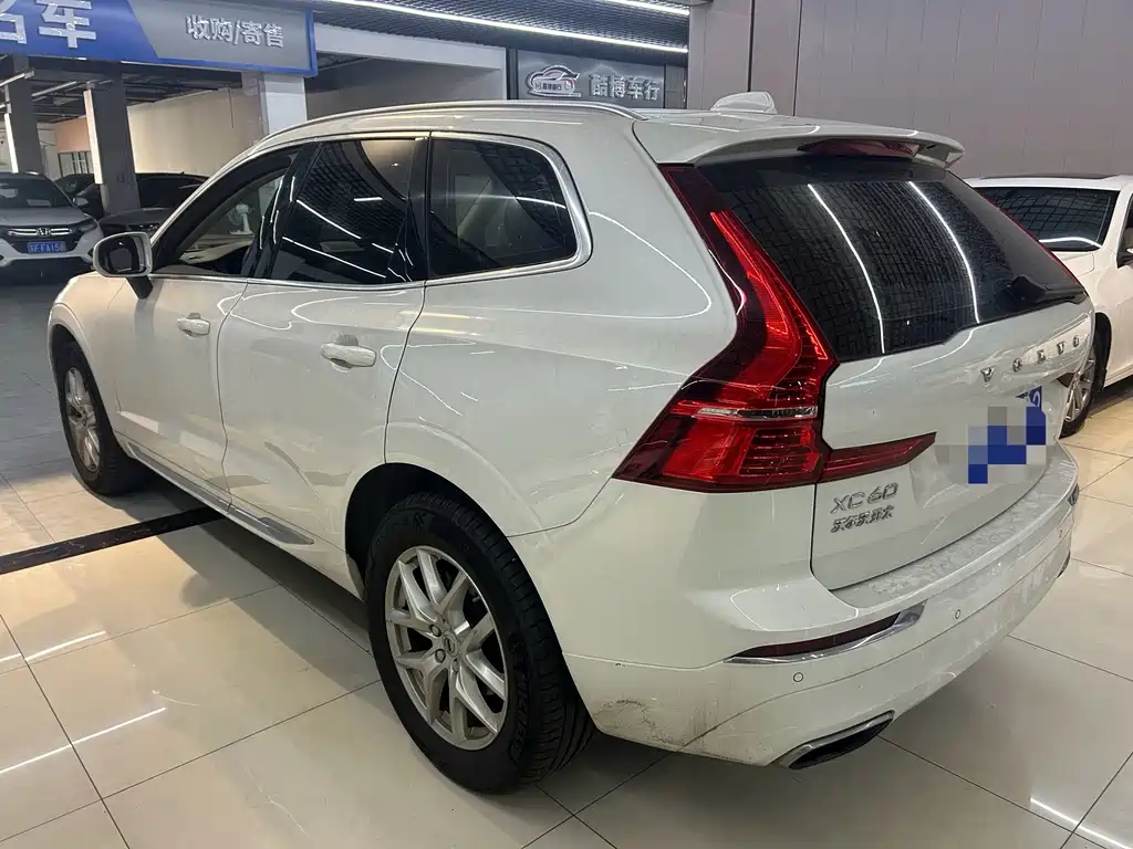 Volvo XC60 — миниатюра 4