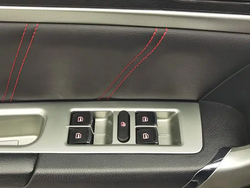Haval M6 — миниатюра 9