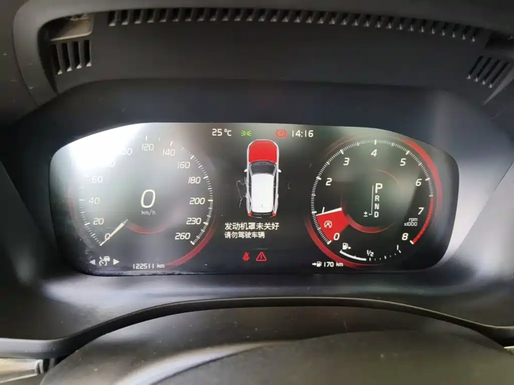 Volvo XC60 — миниатюра 12