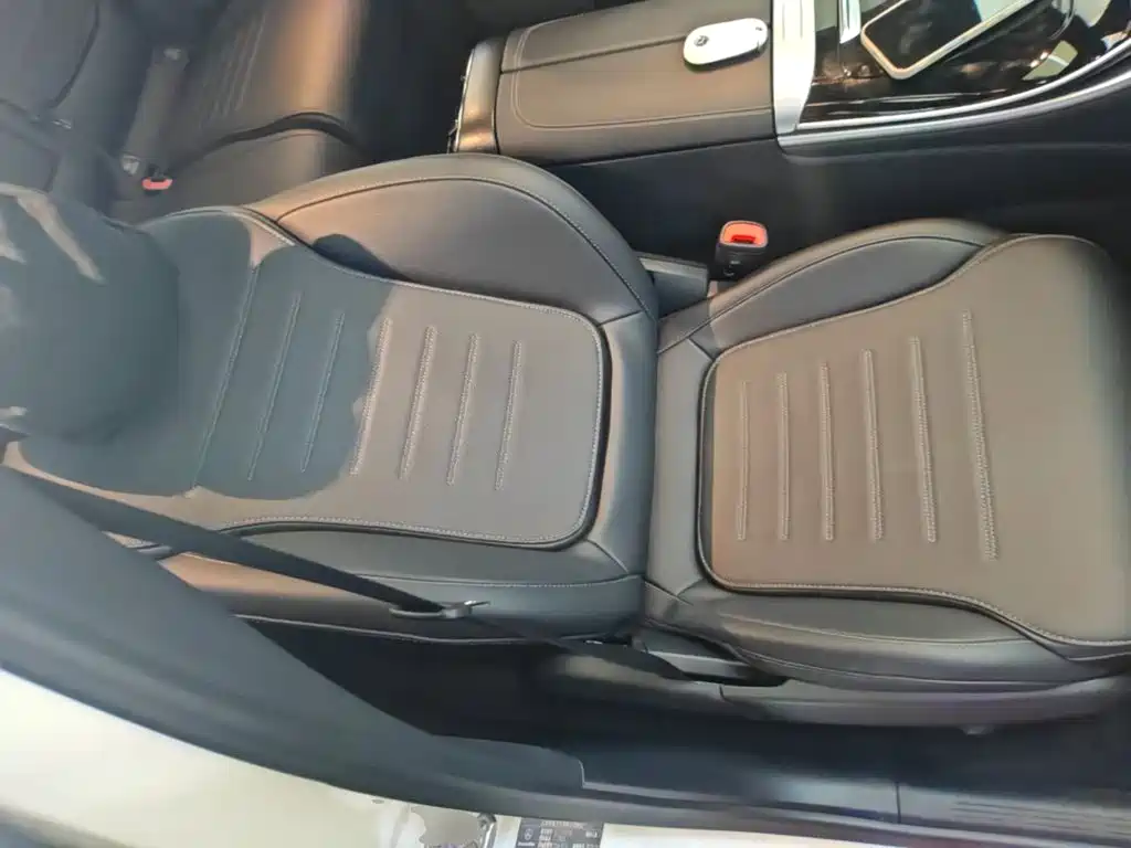 Mercedes-Benz C-Class — миниатюра 25