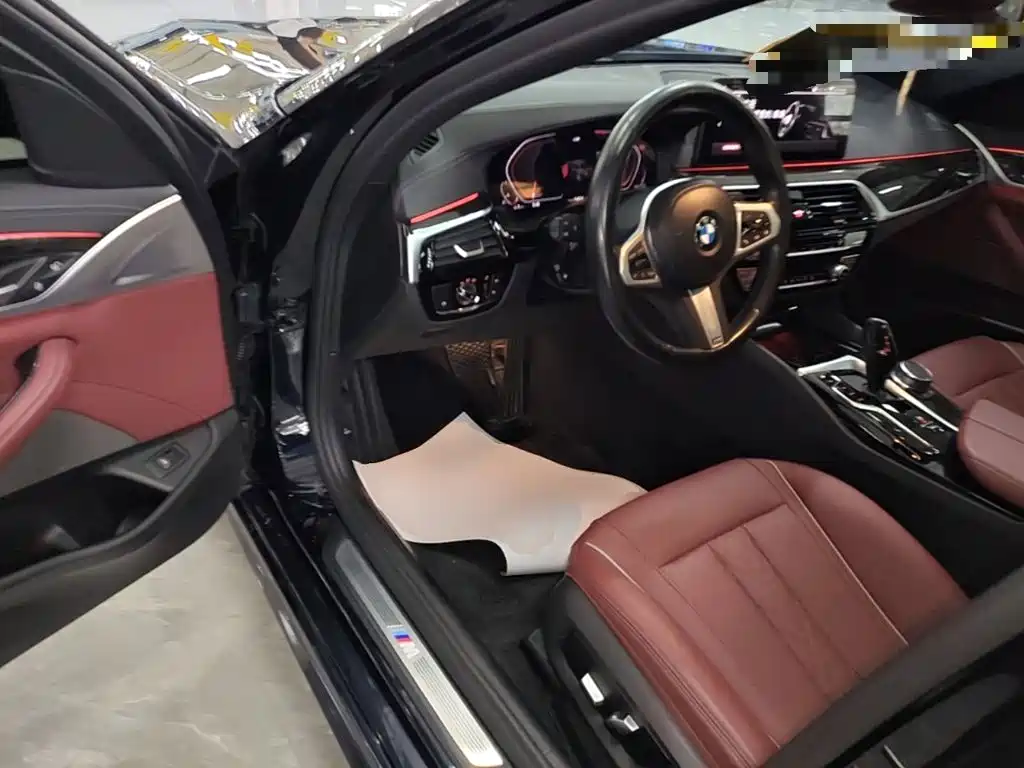 BMW 5 Series — миниатюра 16