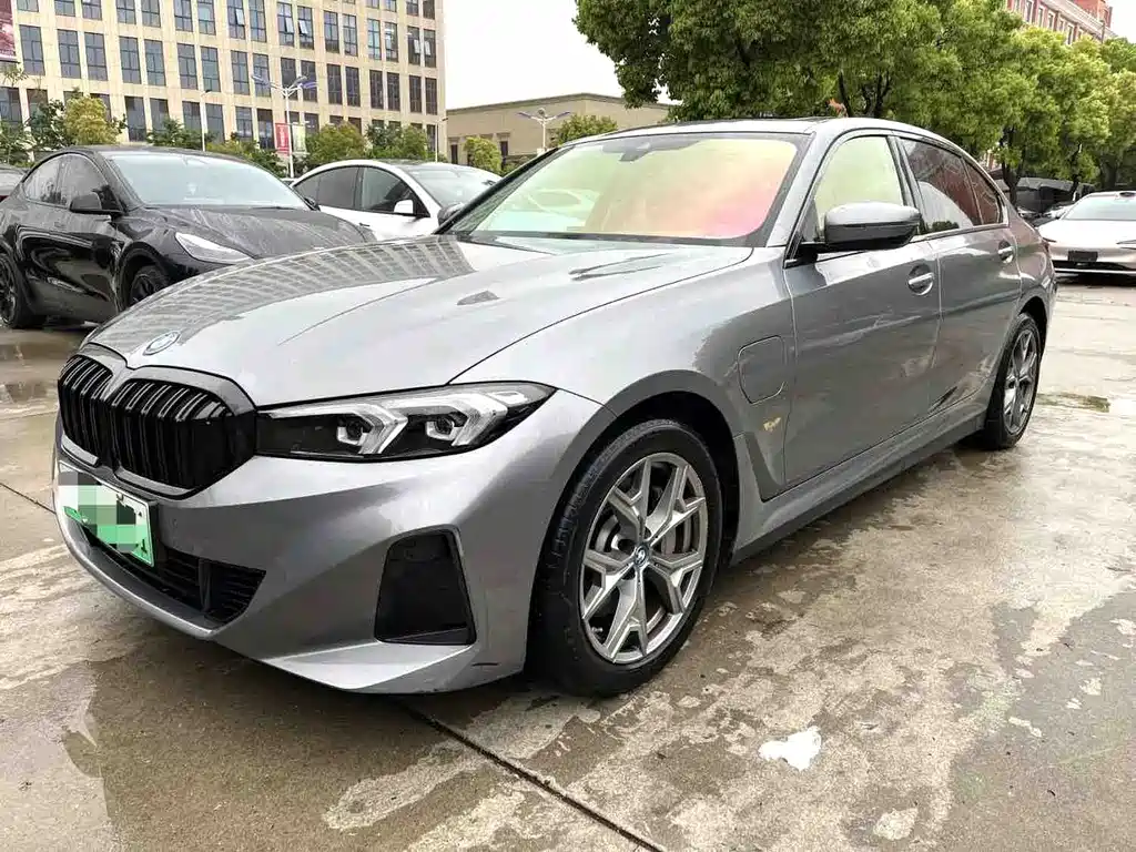 BMW i3 2022