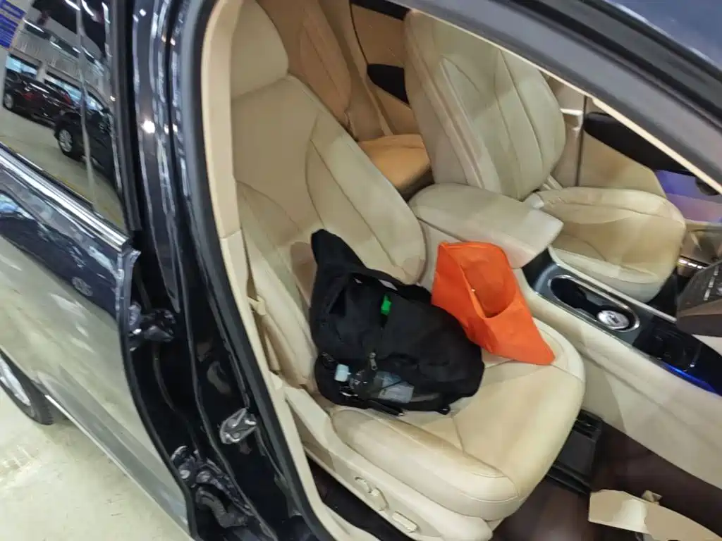 Lincoln MKC — миниатюра 25