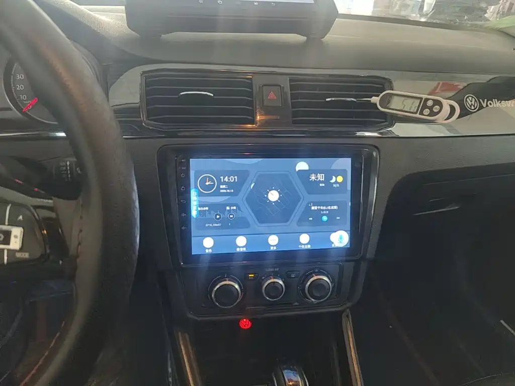 Volkswagen Santana — миниатюра 13