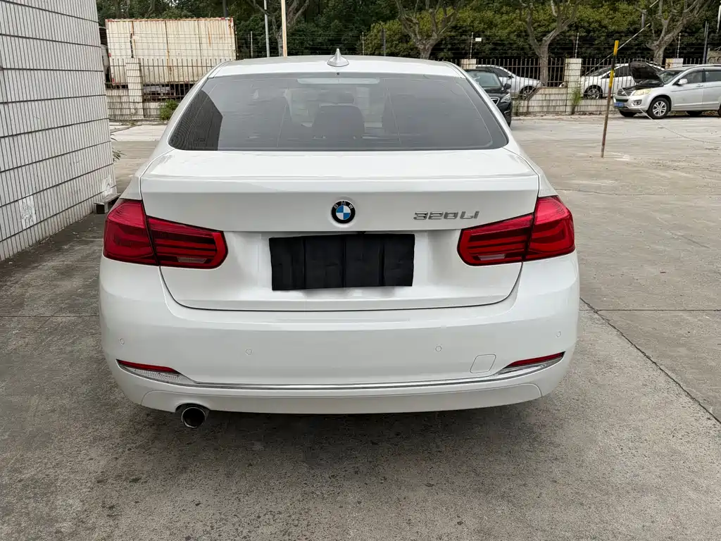 BMW 3 Series — миниатюра 6