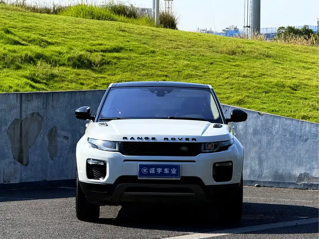 Land Rover Evoque — миниатюра 2