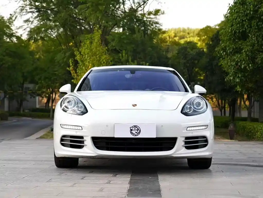 Porsche Panamera — миниатюра 2