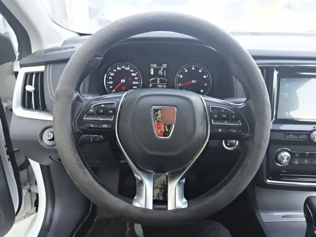 Roewe i6 Classic — миниатюра 11