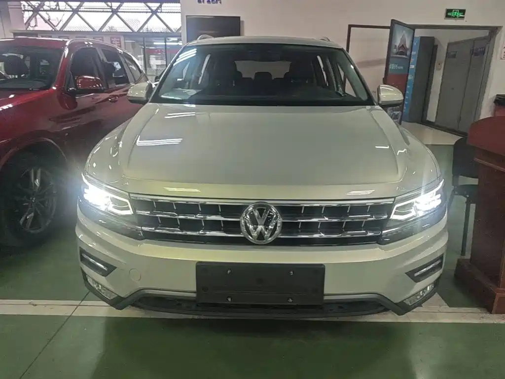 Volkswagen Tiguan L — миниатюра 3