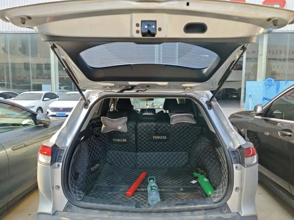 Toyota Frontlander — миниатюра 19