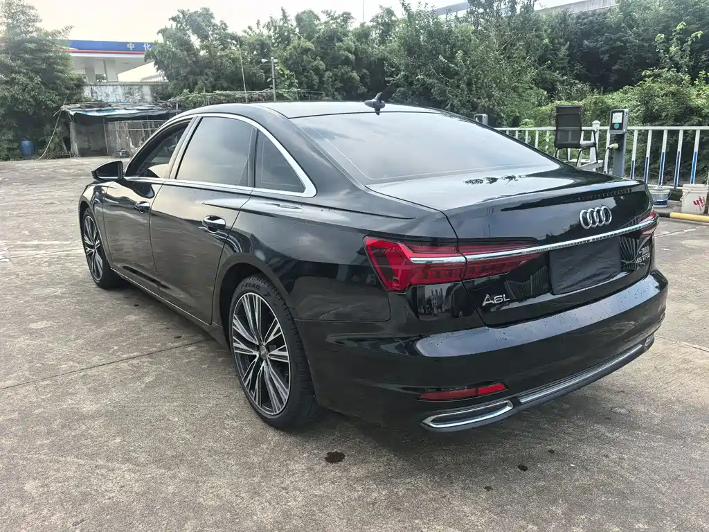 Audi A6L — миниатюра 7