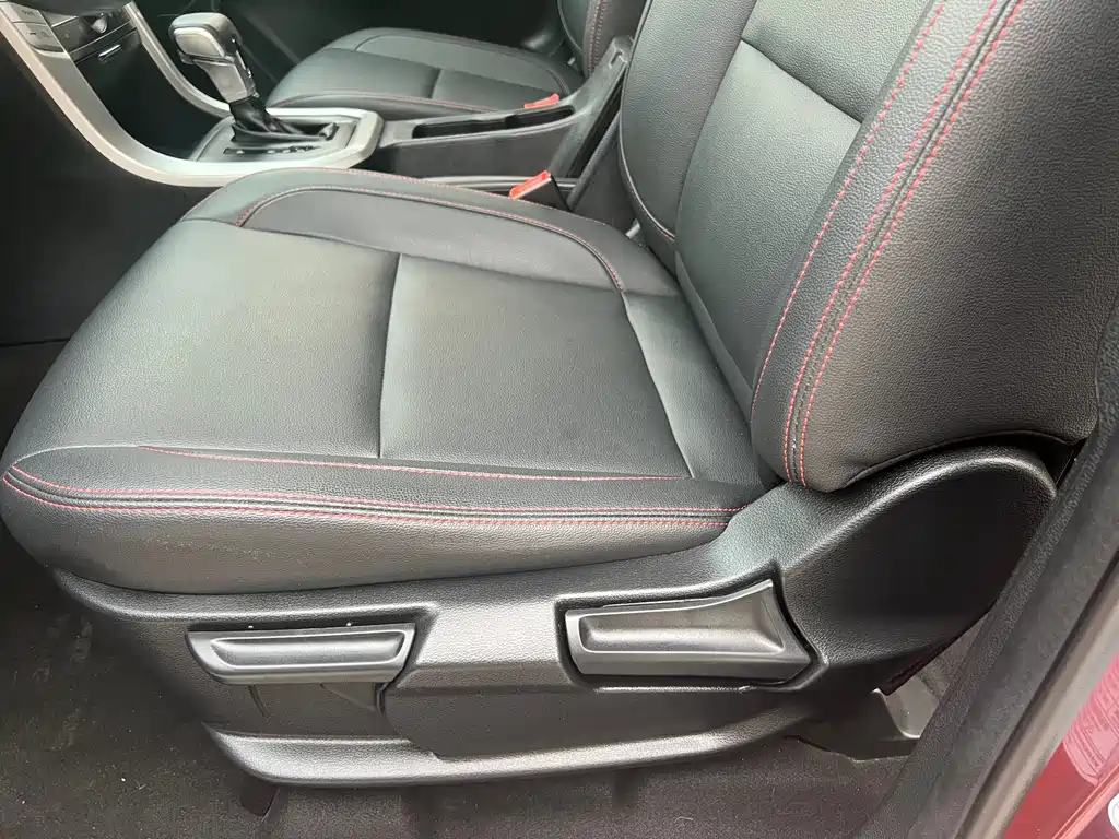 SAIC MAXUS CHASE T60