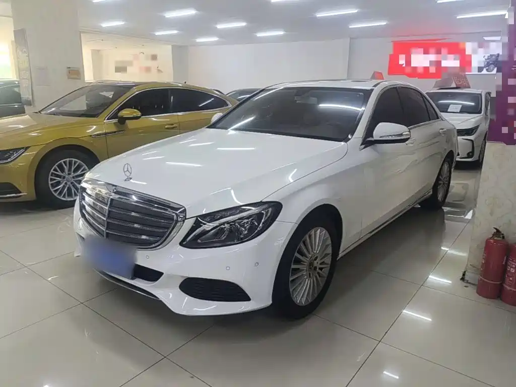 Mercedes-Benz C-Class — миниатюра 2