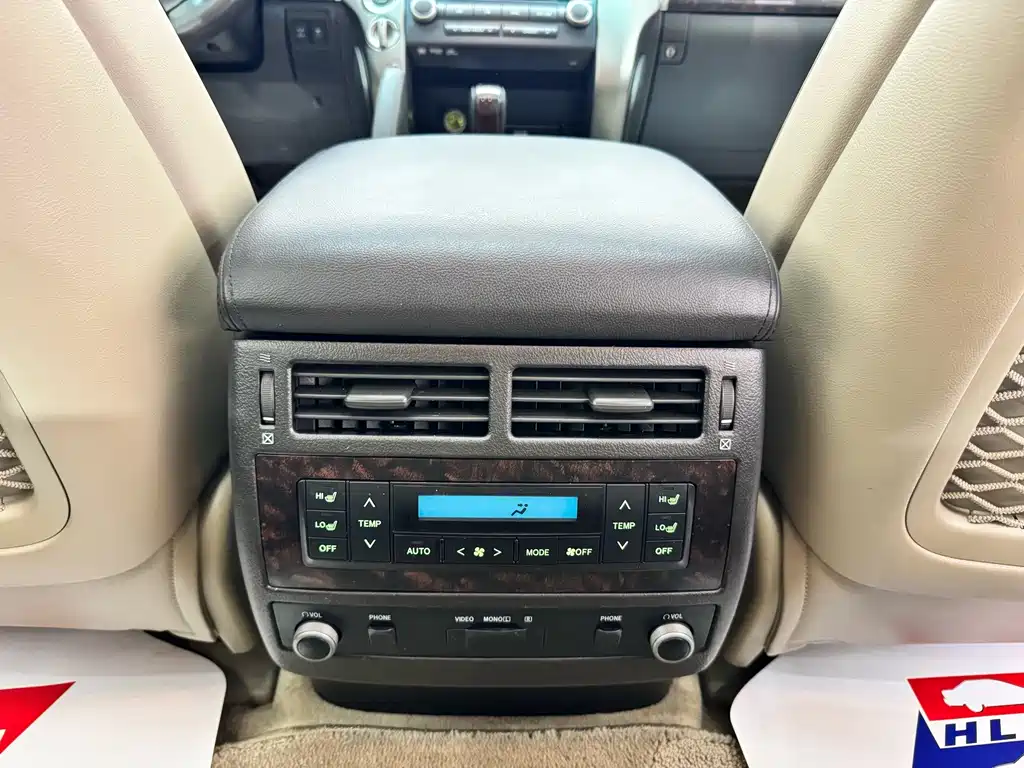 Toyota Land Cruiser — миниатюра 20