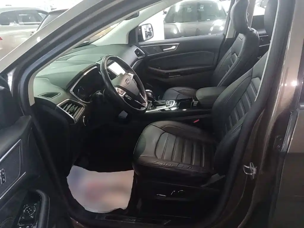 Ford Edge — миниатюра 15