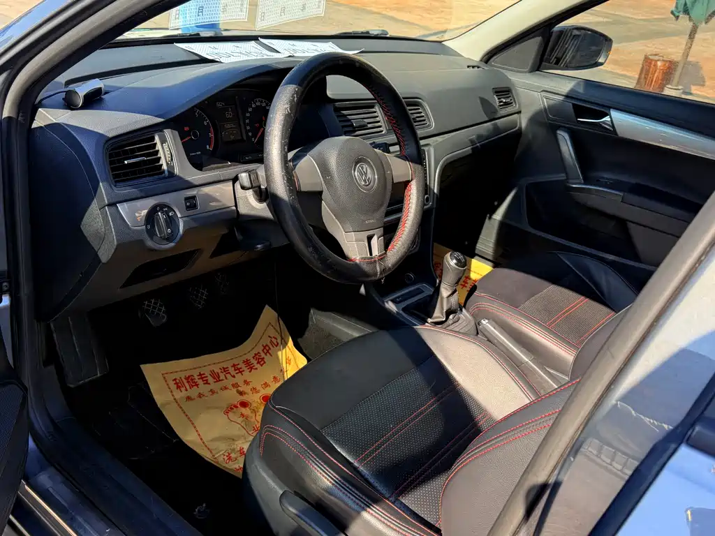 Volkswagen Lavida — миниатюра 7