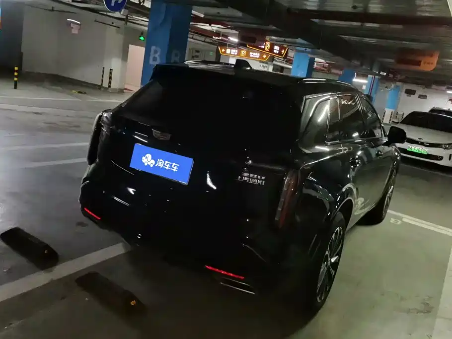Cadillac XT5 — миниатюра 3