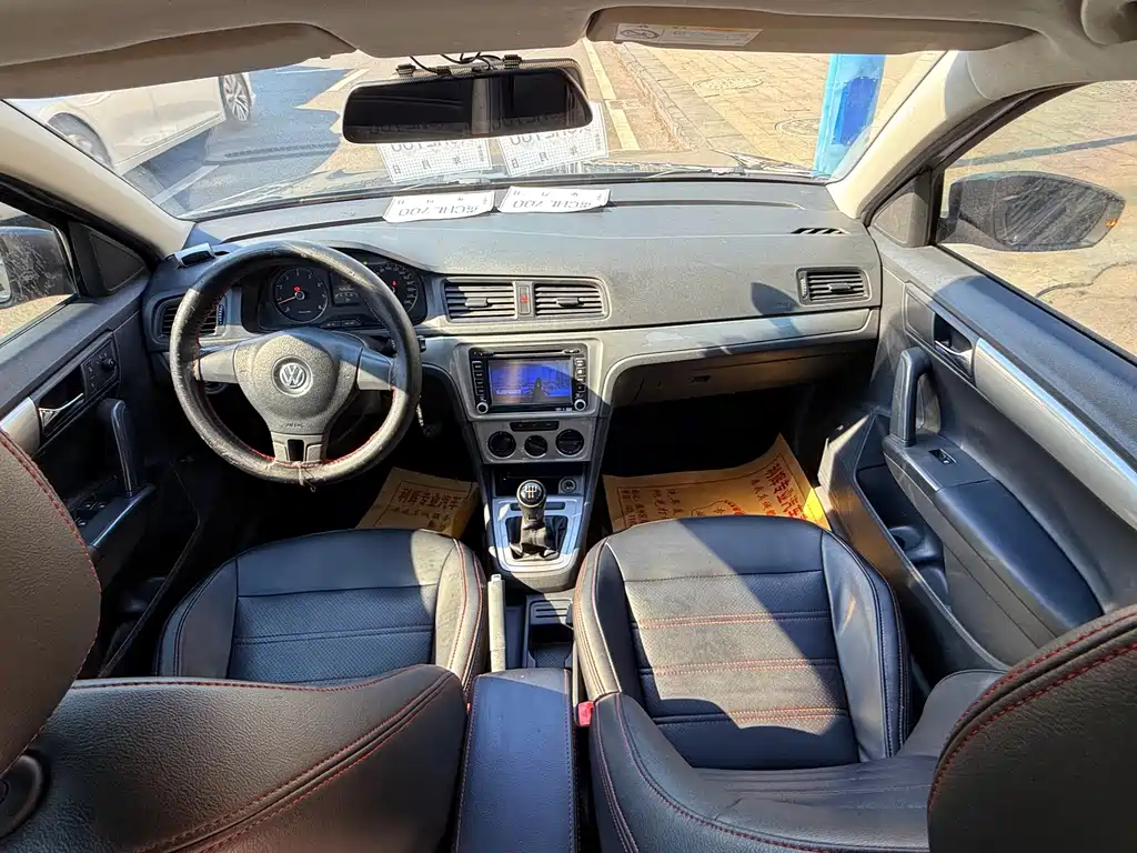 Volkswagen Lavida — миниатюра 9