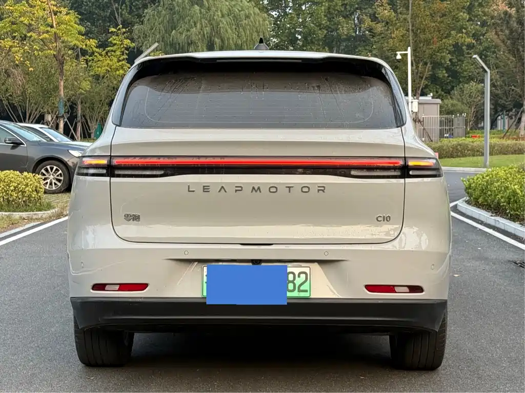 Leapmotor Leapmotor C10 — миниатюра 5