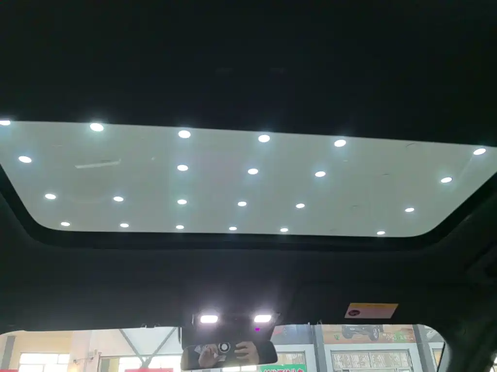 Li Auto Li L8 — миниатюра 18