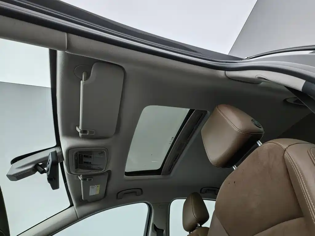 Buick Regal — миниатюра 14