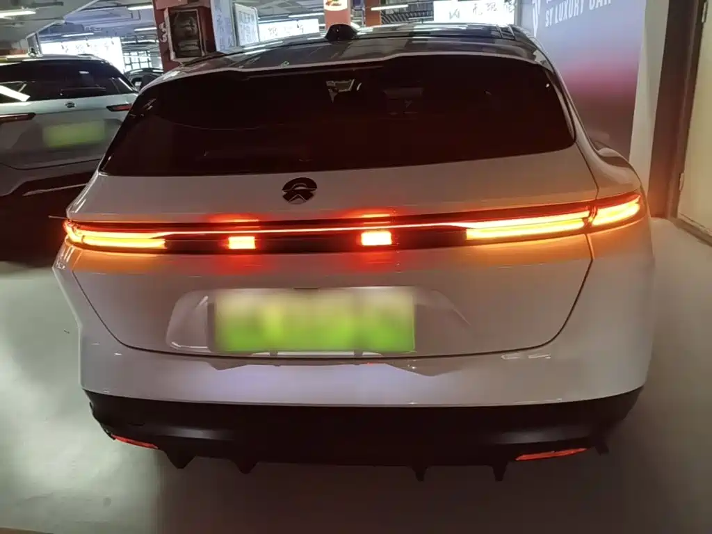 NIO ET5T — миниатюра 6