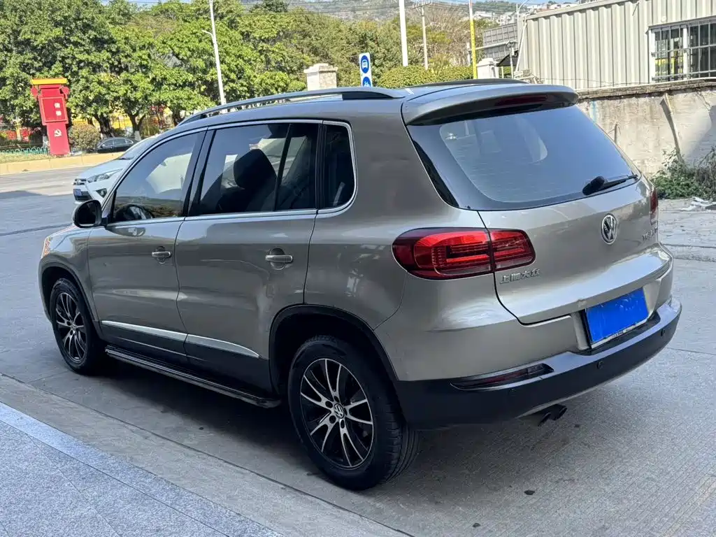 Volkswagen Tiguan — миниатюра 4