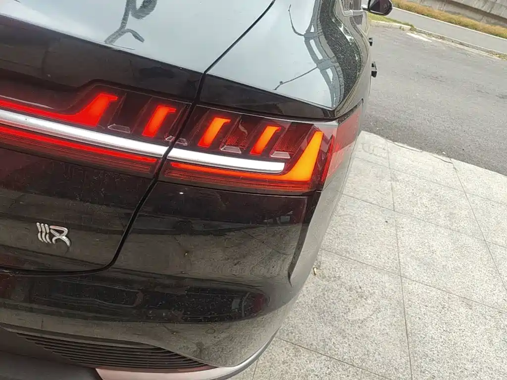 BYD Han — миниатюра 8