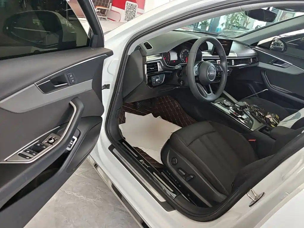 Audi A4L — миниатюра 16